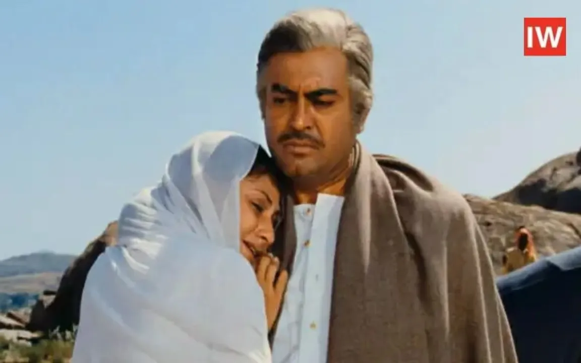  The Ending That Never Made It: Sholay’s Forgotten Final Scene