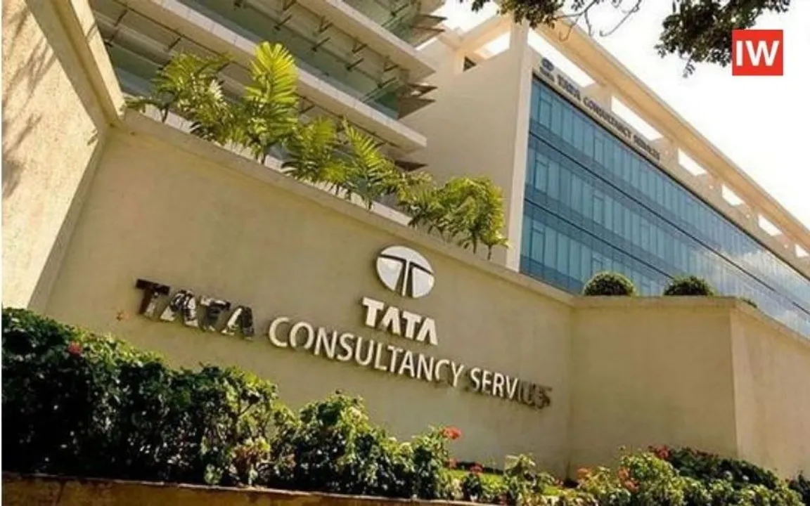  TCS Shares Surge as ₹18,000 Cr Deal with TPG Sparks Investor Buzz