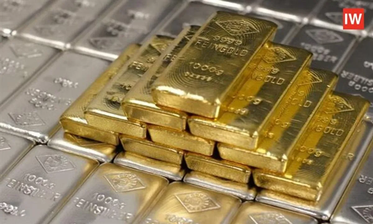  Gold Rises 0.2% on MCX to ₹1,38,392; Silver Jumps Over 1% Amid Strong Demand and Global Tensions