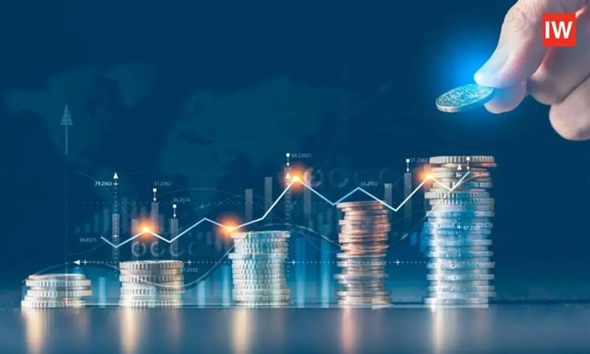  Stock Market Today: Sensex Gains Over 800 Points, Nifty Holds 25,200