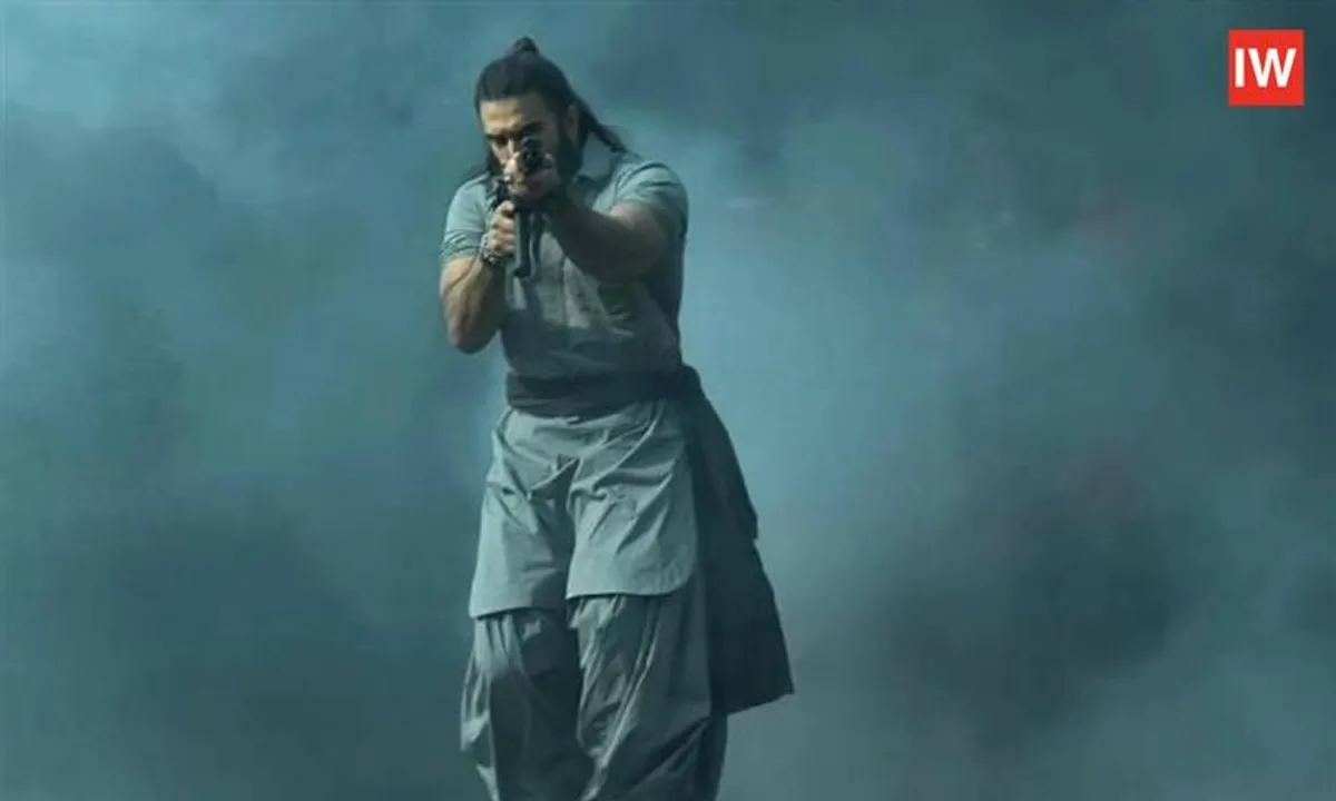  Fans Upset as Netflix Edits Ranveer Singh’s Dhurandhar for OTT