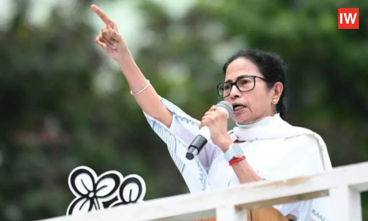  Mamata Banerjee Slams Centre Over West Bengal Renaming Delay