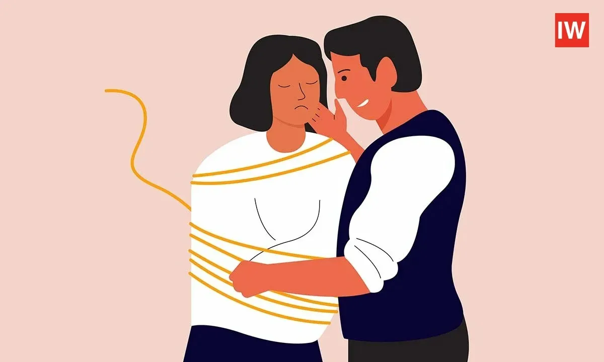  7 Toxic Relationship Signs You've Been Ignoring Without Realizing It