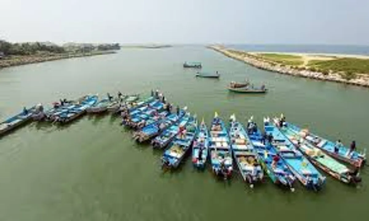 muthalapozhi harbour