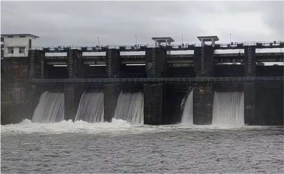 DAM