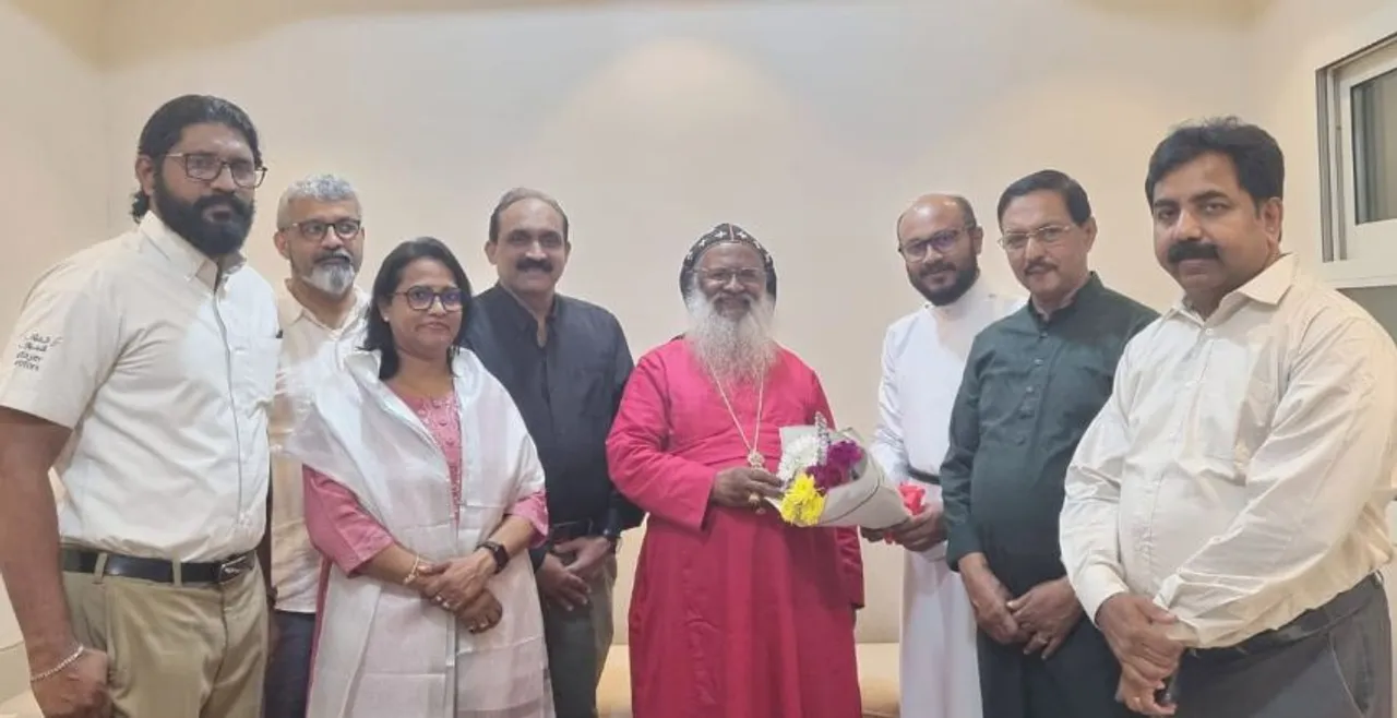 reception held for catholicos baselios marthoma mathews III by kcc dubai zone