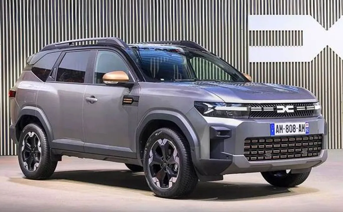 renault duster 7 seater bigster suv revealed