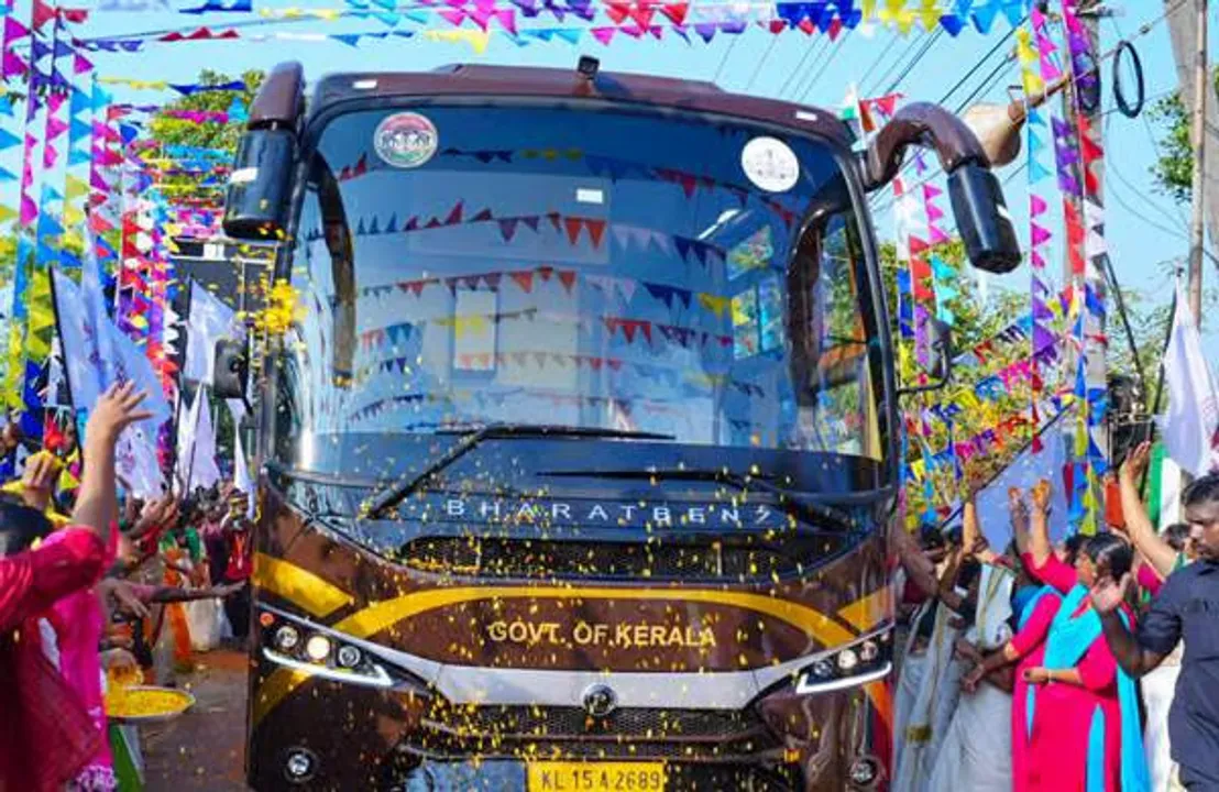 Navakerala bus