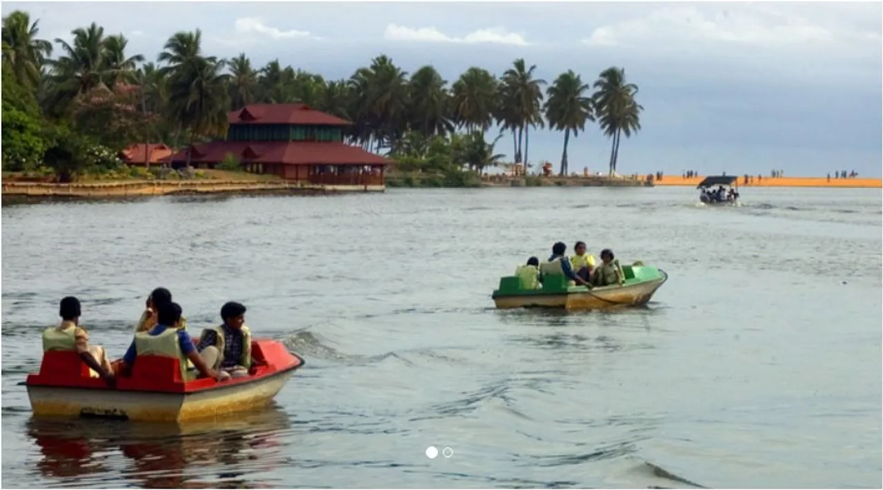 veli tourist