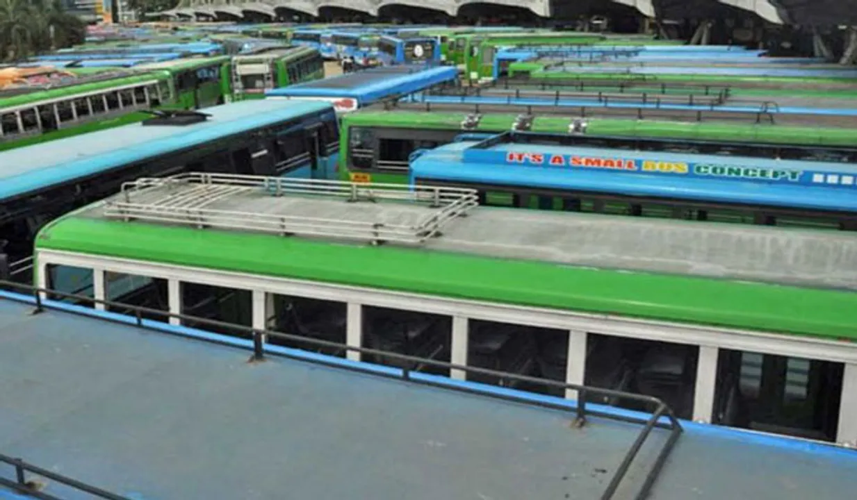 private-bus-employees