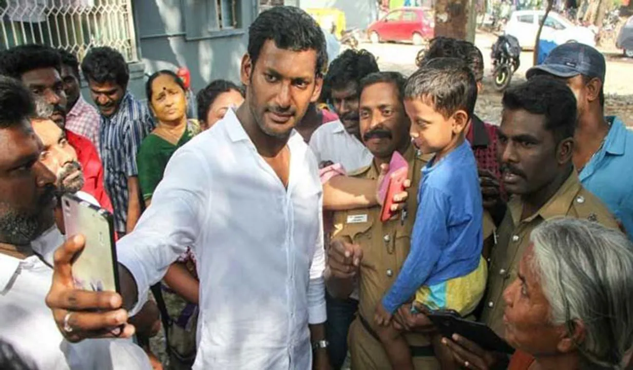 വിജയ്ക്ക് പിന്നാലെ വിശാലും രാഷ്ട്രീയത്തിലേക്ക്? ലക്ഷ്യം 2026ലെ തിരഞ്ഞെടുപ്പെന്ന് റിപ്പോര്‍ട്ട് !