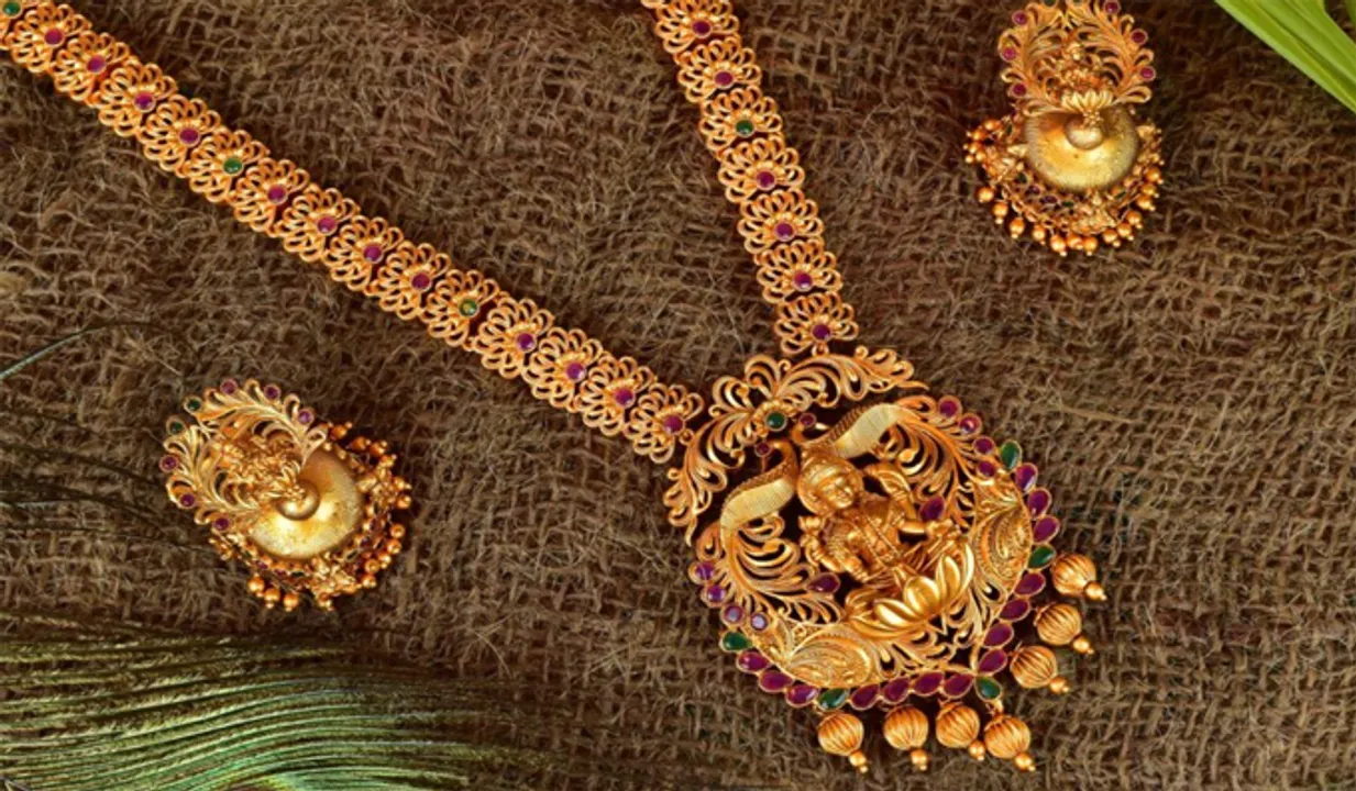 സ്വർണവില കുറഞ്ഞു; ഒടുവിൽ 42,000 താഴെയെത്തി,രണ്ട് ദിവസംകൊണ്ട് കുറഞ്ഞത് 160 രൂപ