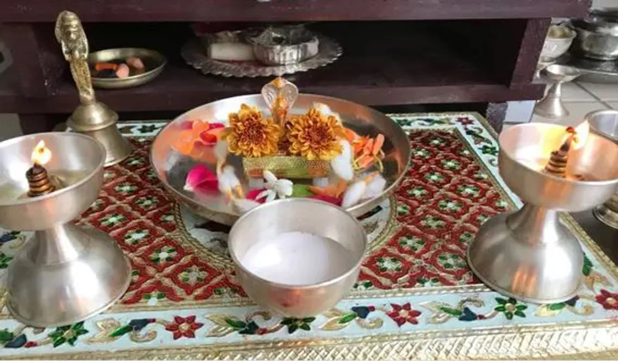 നാഗപൂജ വീട്ടില്‍ ചെയ്യാമോ? നാഗദോഷത്തിന് പരിഹാരം എന്തൊക്കെ?