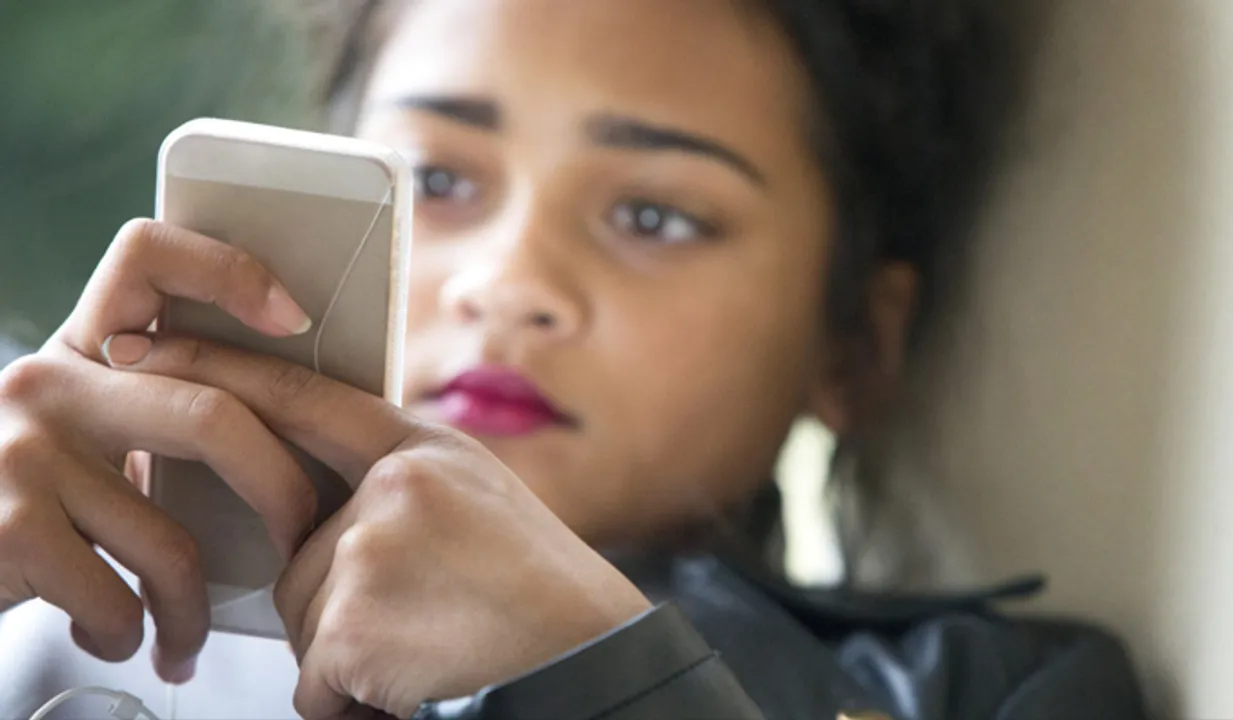 ഗാലറി ഗാര്‍ഡിയന്‍: കുട്ടികള്‍ മൊബൈലില്‍ അശ്ലീല ചിത്രങ്ങള്‍ കണ്ടാല്‍ അറിയിക്കുന്ന ആപ്പ് വരുന്നു