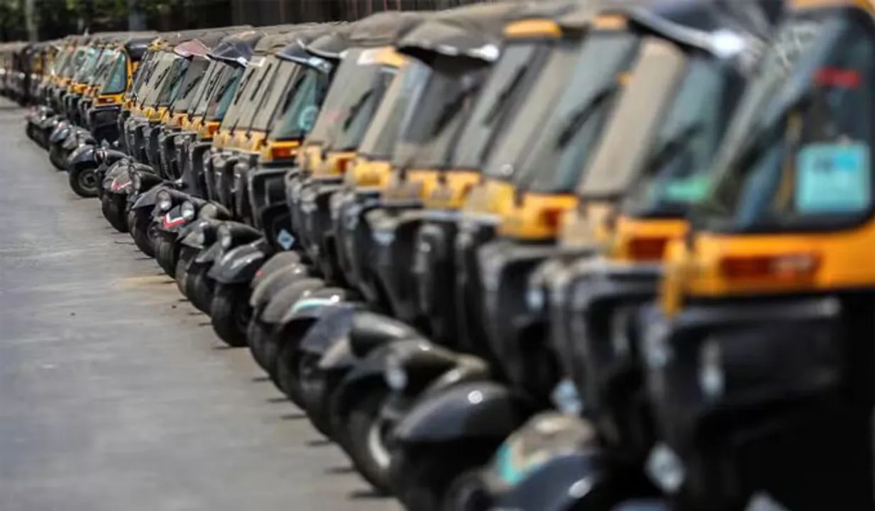 ഓട്ടോകളെ മാത്രം കുറ്റം പറഞ്ഞിട്ട് കാര്യമുണ്ടോ?  നഗരത്തിലെ ഇരുചക്ര വാഹനാപകടങ്ങള്‍ക്കു പ്രധാന കാരണം ഓട്ടോറിക്ഷകളാണെന്ന് റിപ്പോര്‍ട്ട്