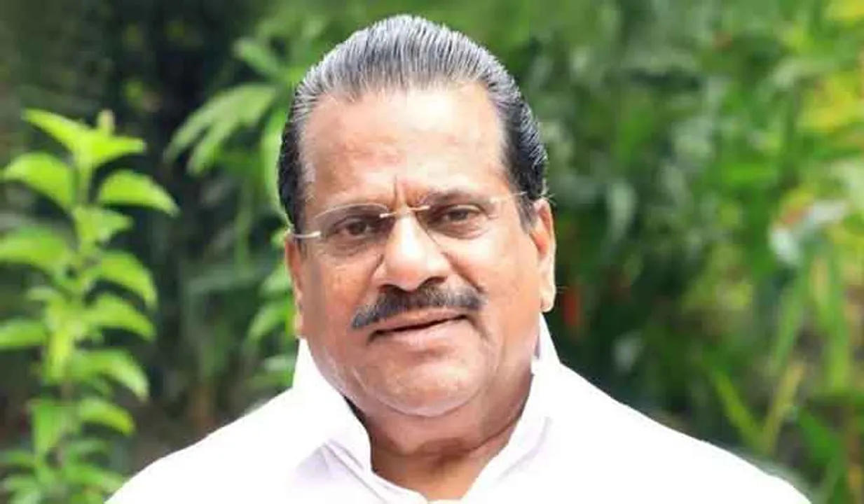 നീണ്ടനാളത്തെ ഇടവേളയ്ക്ക് ശേഷം വിമാനത്തില്‍ യാത്ര ചെയ്ത് ഇപി ജയരാജന്‍