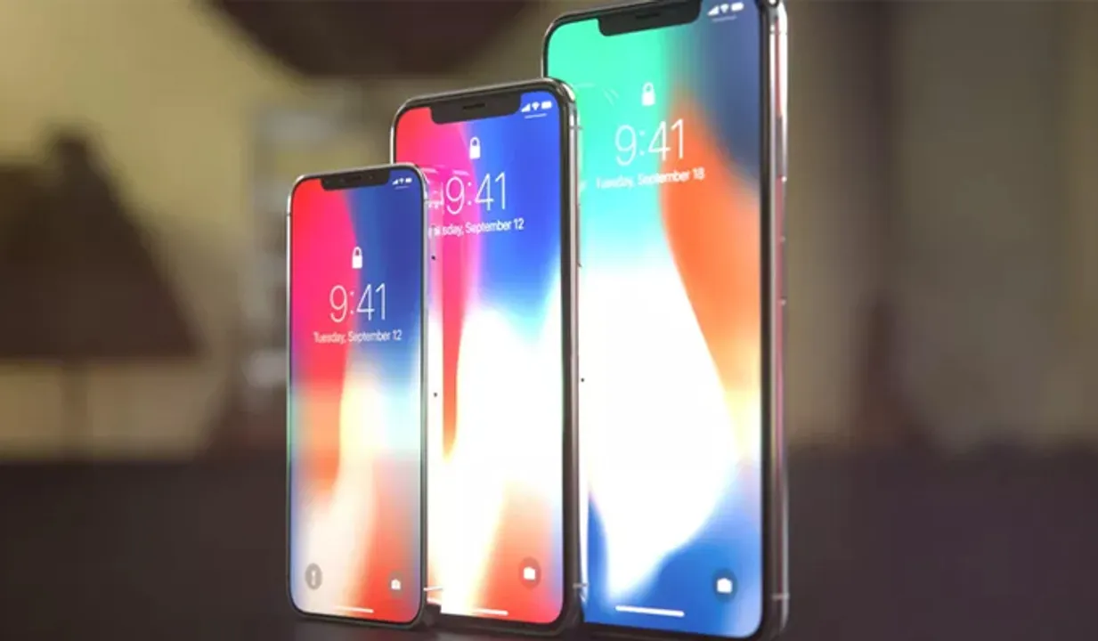 സെപ്റ്റംബറിൽ ഐ ഫോൺ മൂന്ന് പുതിയ മോഡലുകൾ അവതരിപ്പിക്കുന്നു 
