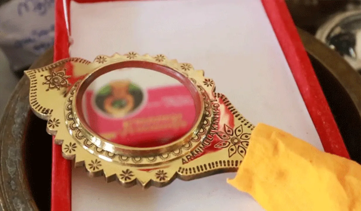 കേരളത്തിന്റെ സ്വന്തം ആറന്മുള കണ്ണാടി ...പ്രത്യേകതകൾ ഇവയല്ലാം