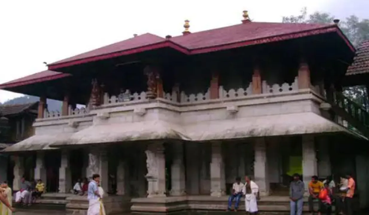 കൊല്ലൂര്‍ മൂകാംബിക ക്ഷേത്രം നിയന്ത്രണങ്ങളോടെ തുറന്നു