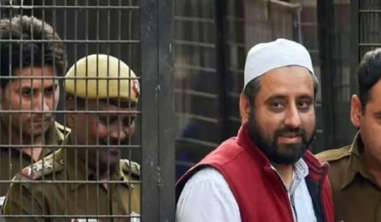 കള്ളപ്പണം വെളുപ്പിക്കൽ കേസ്; എഎപി എംഎൽഎ അമാനത്തുള്ള ഖാനുമായി ബന്ധപ്പെട്ട സ്ഥലങ്ങളിൽ  ഇഡി റെയ്ഡ്