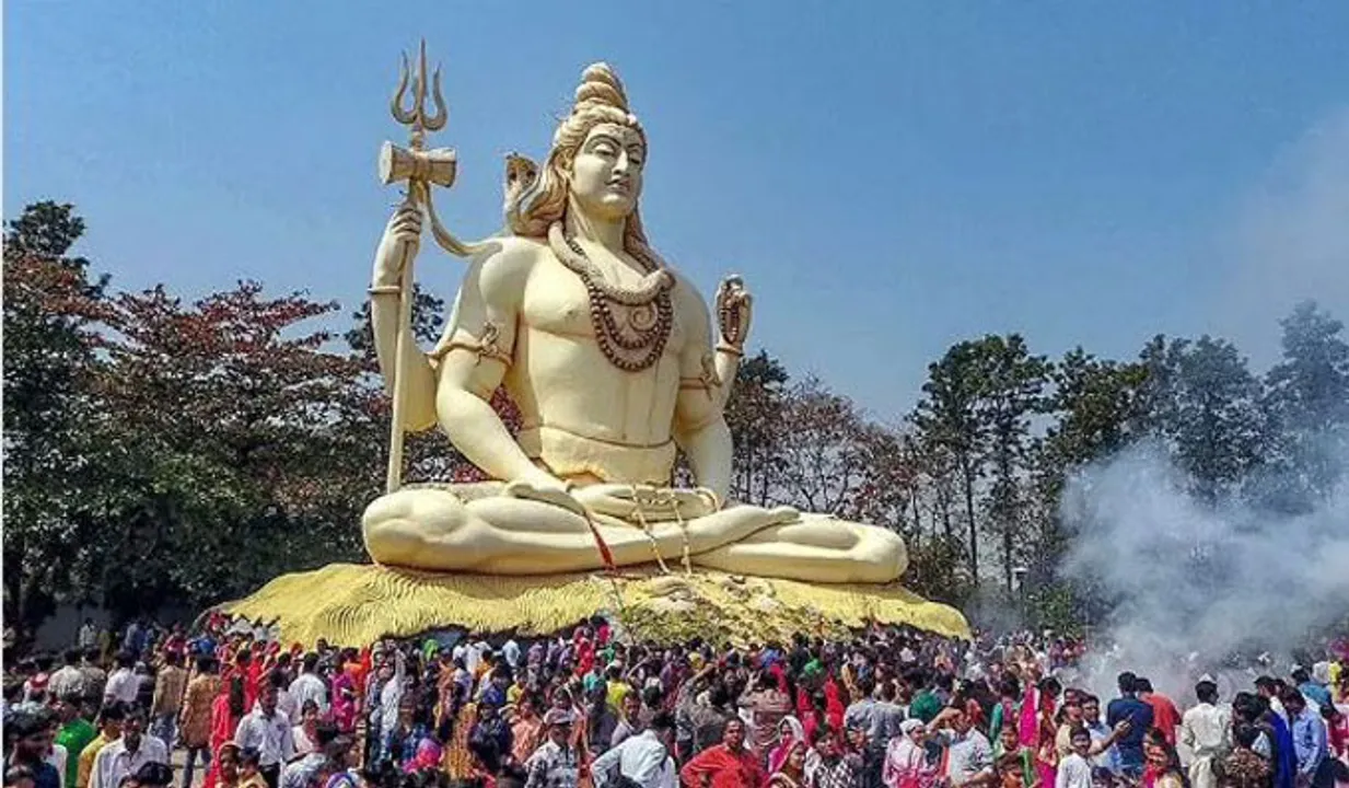 ശിവരാത്രിയും ശനിയാഴ്ചയും ഒരുമിച്ച്; ശനിദോഷ നിവാരണത്തിന് ഉത്തമം