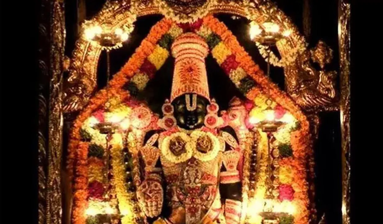 നിത്യവും 6 പൂജകള്‍