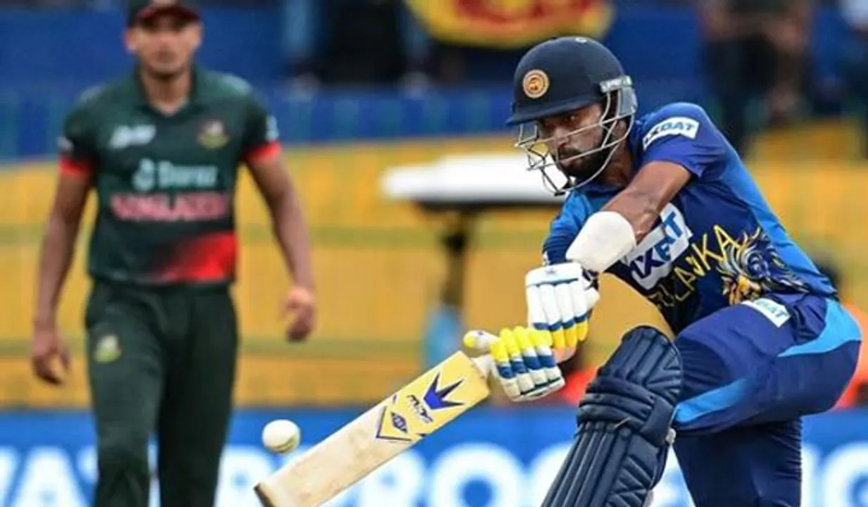 'സമര'വിക്രമ 93 നോട്ട് ഔട്ട്! ബംഗ്ലാദേശിന് 258 റണ്‍സ് വിജയലക്ഷ്യം