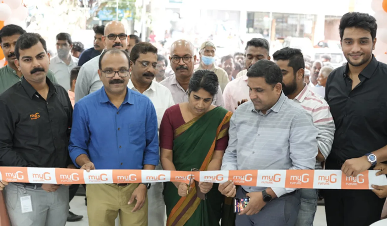 ഉദ്ഘാടനദിനം ആഘോഷമാക്കി വടക്കഞ്ചേരി മൈജി ഫ്യൂച്ചര്‍