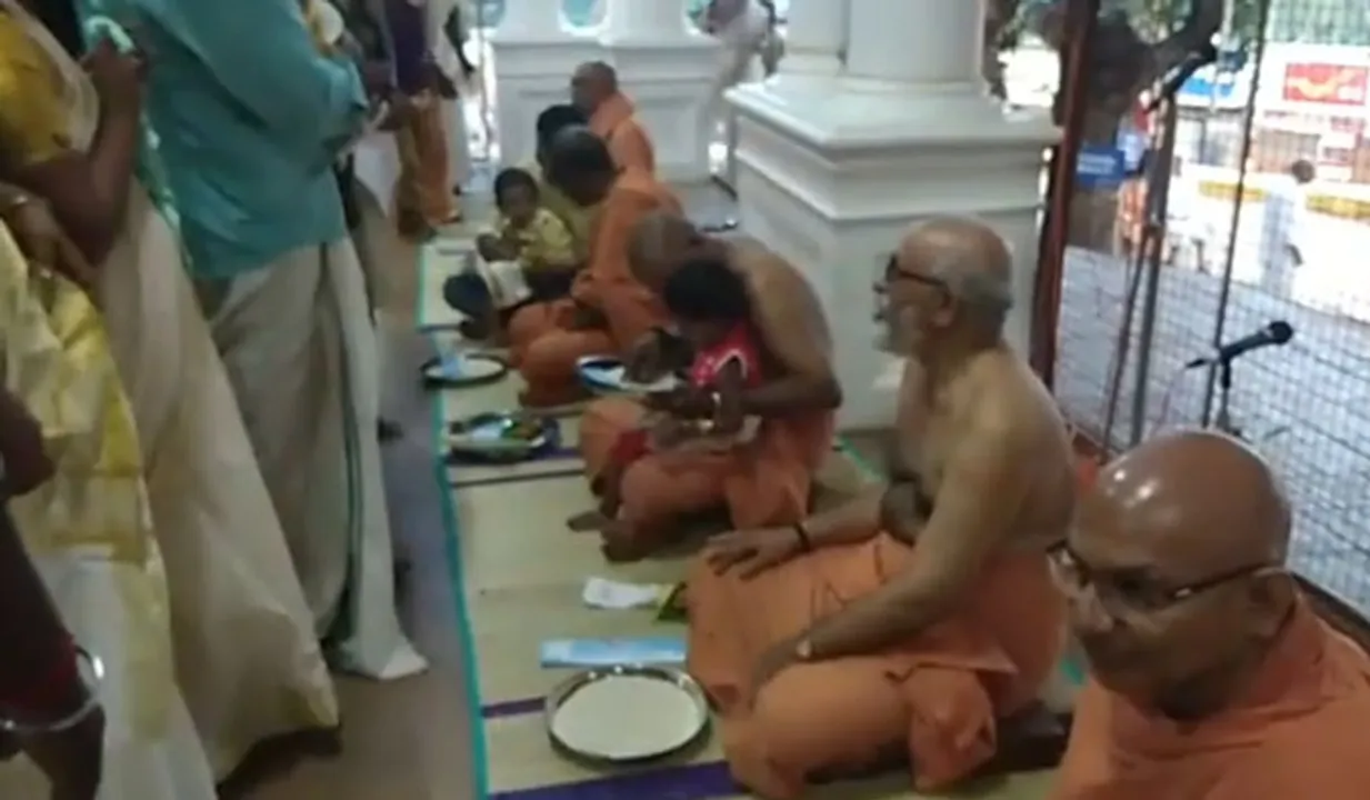 ശിവഗിരി മഠത്തിൽ വിജയദശമി ആഘോഷം 