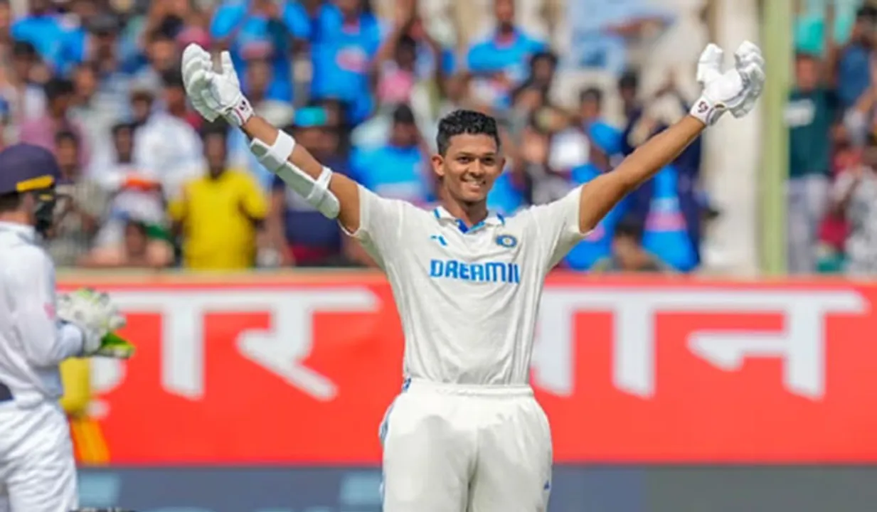ഇന്ത്യ v/s ഇംഗ്ലണ്ട്; ഇന്ത്യയ്ക്ക് കരുത്തേകി ജയ്‌സ്വാള്‍