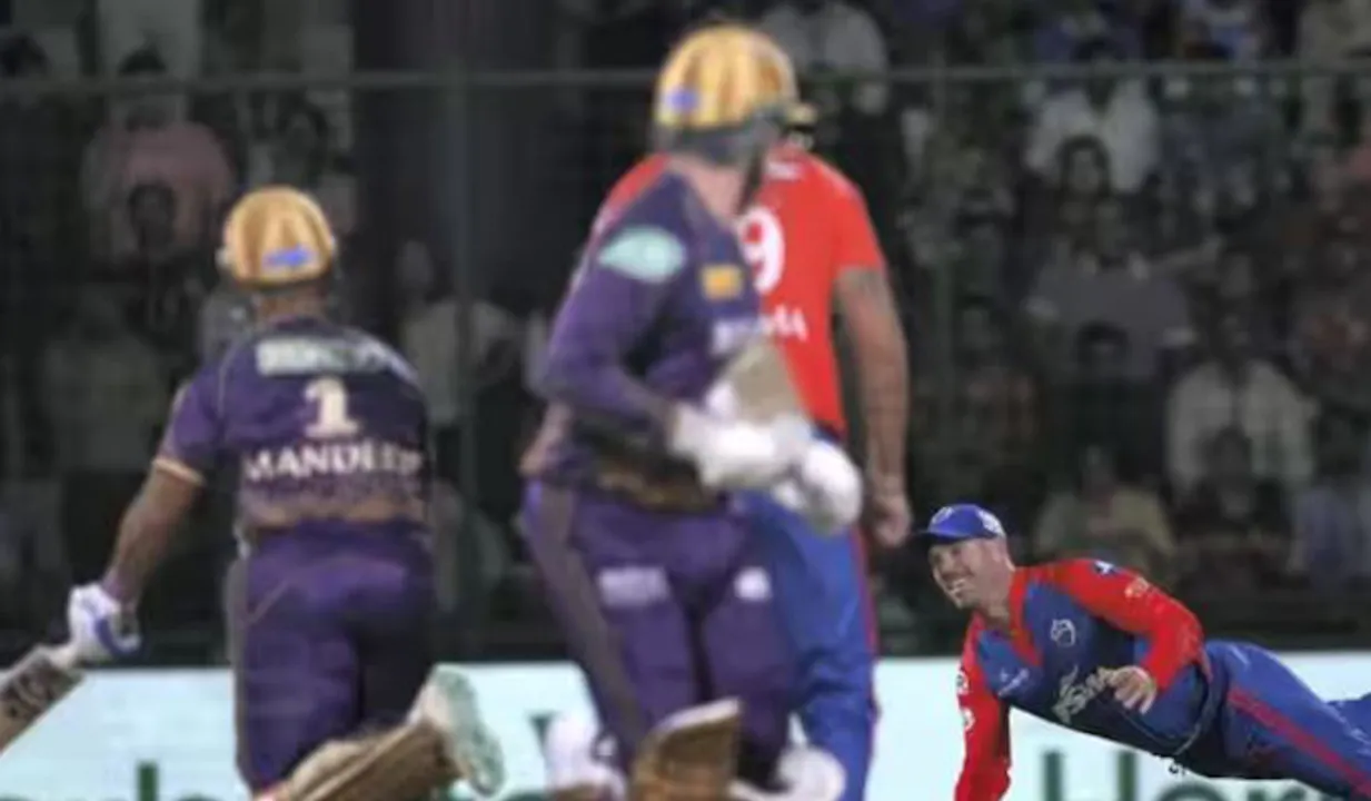 മാനംകാത്തത് റസല്‍, രണ്ടക്കം കടന്നത് മൂന്നു താരങ്ങള്‍ കൂടി!