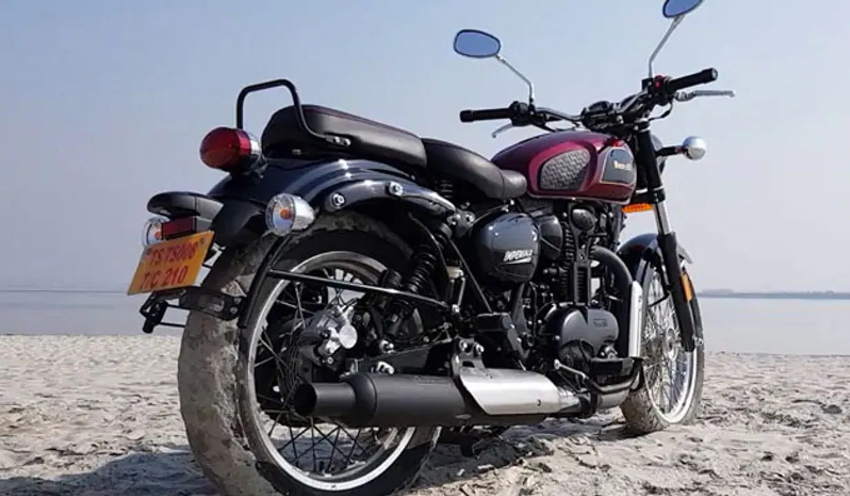  നിരത്തിലെ മിന്നലാകാന്‍  ബെനലി ഇംപീരിയാലെ 400