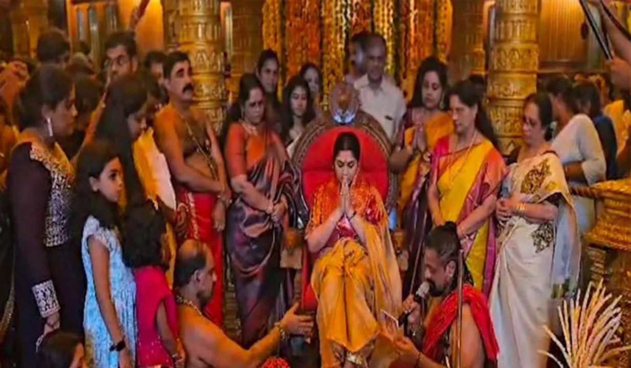 പെരിങ്ങോട്ടുകര ദേവസ്ഥാനത്ത് സുവാസിനീ പൂജ