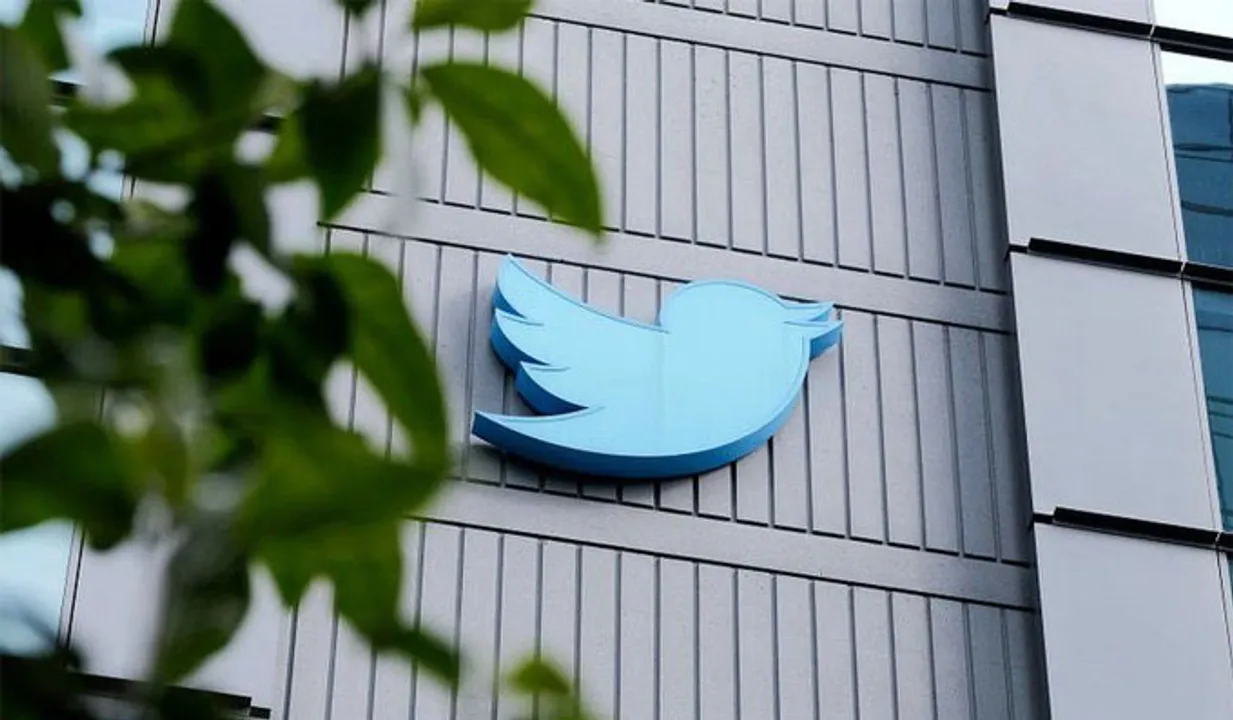 പക്ഷി ലോഗോ ഉള്‍പ്പടെ ട്വിറ്ററിലെ 'പുരാവസ്തുക്കള്‍' ലേലത്തിനു വെക്കാനൊരുങ്ങി ഇലോണ്‍ മസ്‌ക്