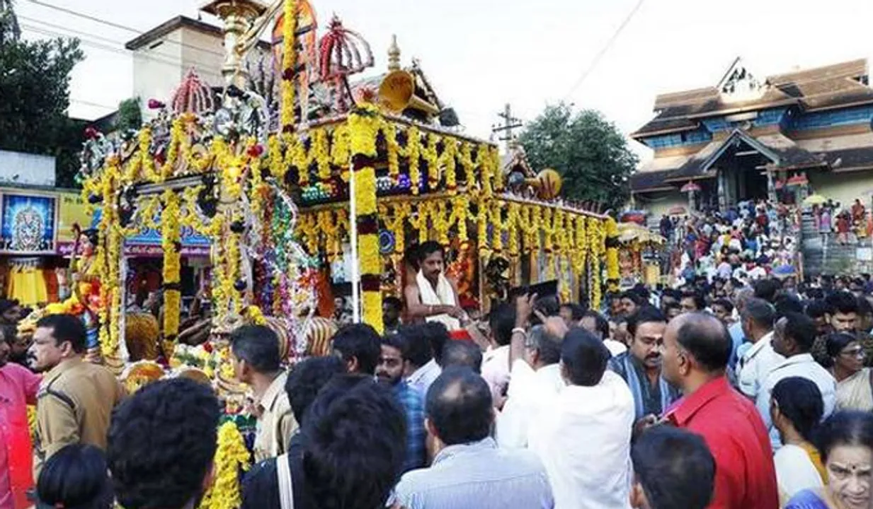ശബരീശന് തങ്കഅങ്കി ചാര്‍ത്തി ദീപാരാധന ഇന്ന്; നാളെ മണ്ഡലപൂജ