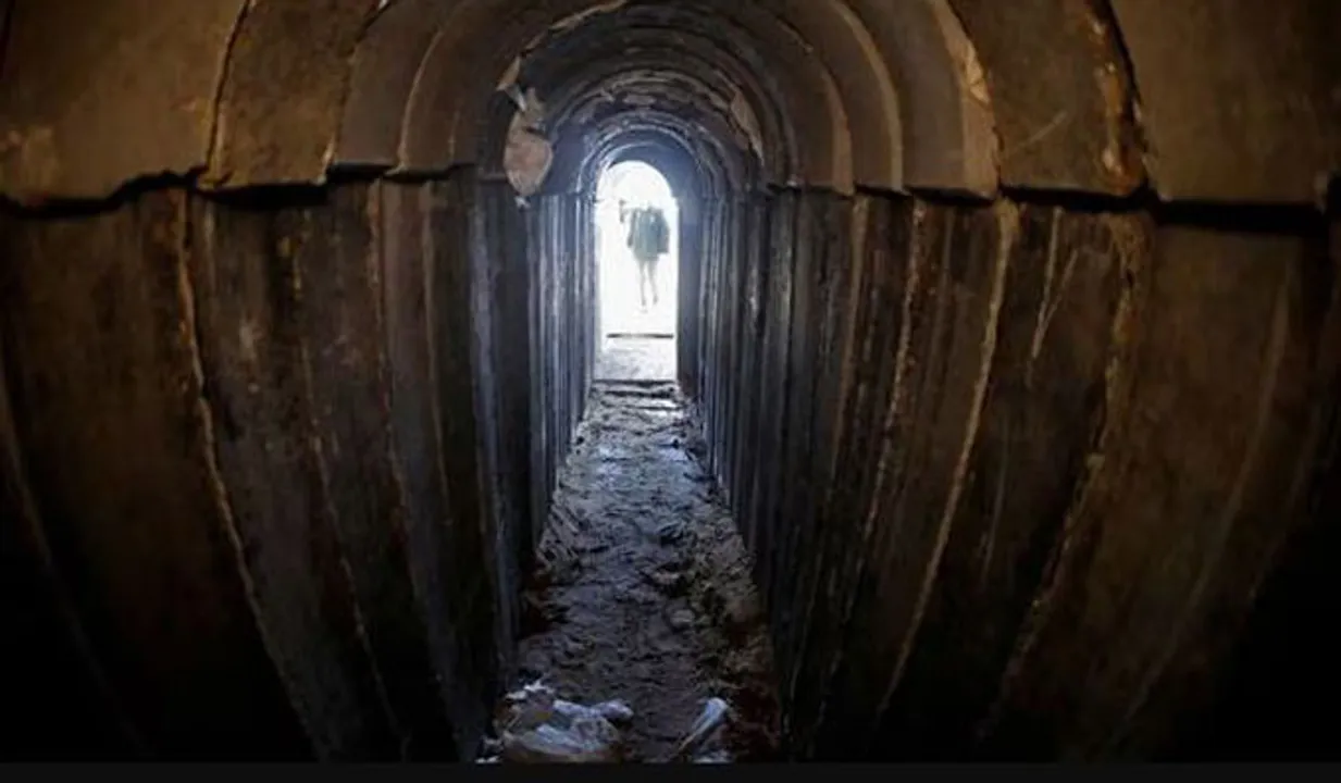 ഇസ്രായേലിനെ കുടുക്കാൻ കെണിയൊരുക്കി ഹമാസ്; ​ഗാസയിലുള്ളത് വൻ തുരങ്കങ്ങൾ
