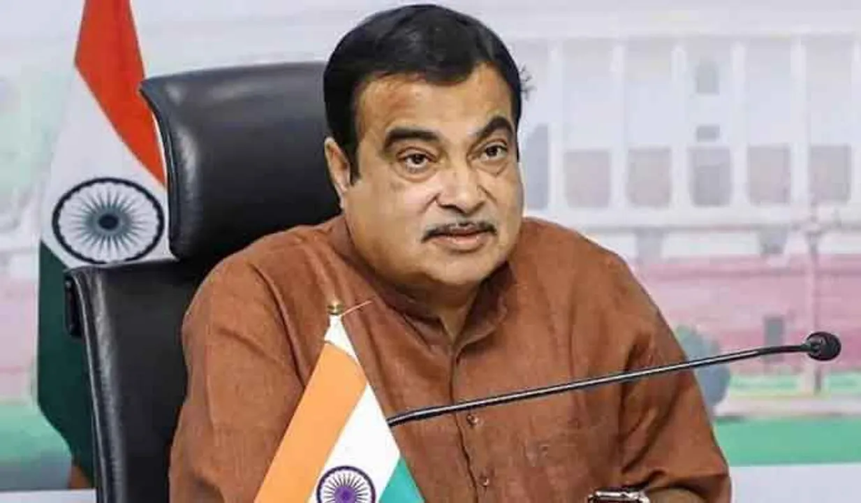 കേരളത്തില്‍ ക്രൂസ് ടൂറിസത്തിന് അനന്ത സാധ്യത: നിധിന്‍ ഗഡ്കരി