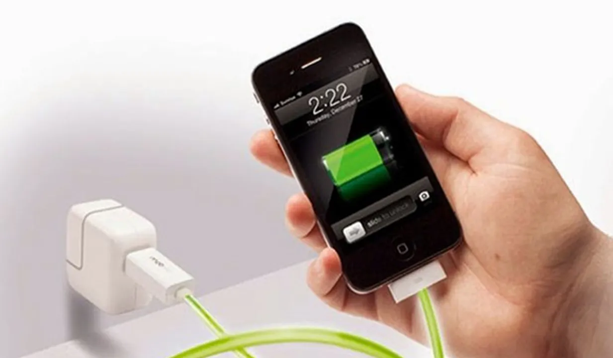 ഫോണ്‍ ചാര്‍ജ് ചെയ്യാന്‍ പൊതുചാര്‍ജിംഗ് സ്റ്റേഷനുകള്‍ ഉപയോഗിക്കരുതെന്ന് മുന്നറിയിപ്പ്