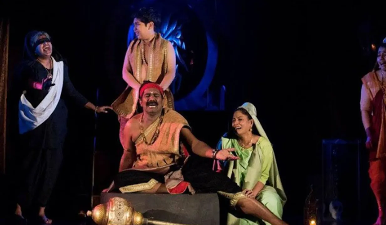 രണ്ടന്ത്യ രംഗത്തോടുകൂടി ഭാരത് മുരളി നാടകോത്സവത്തിന് തിരശ്ശീല ഉയർന്നു