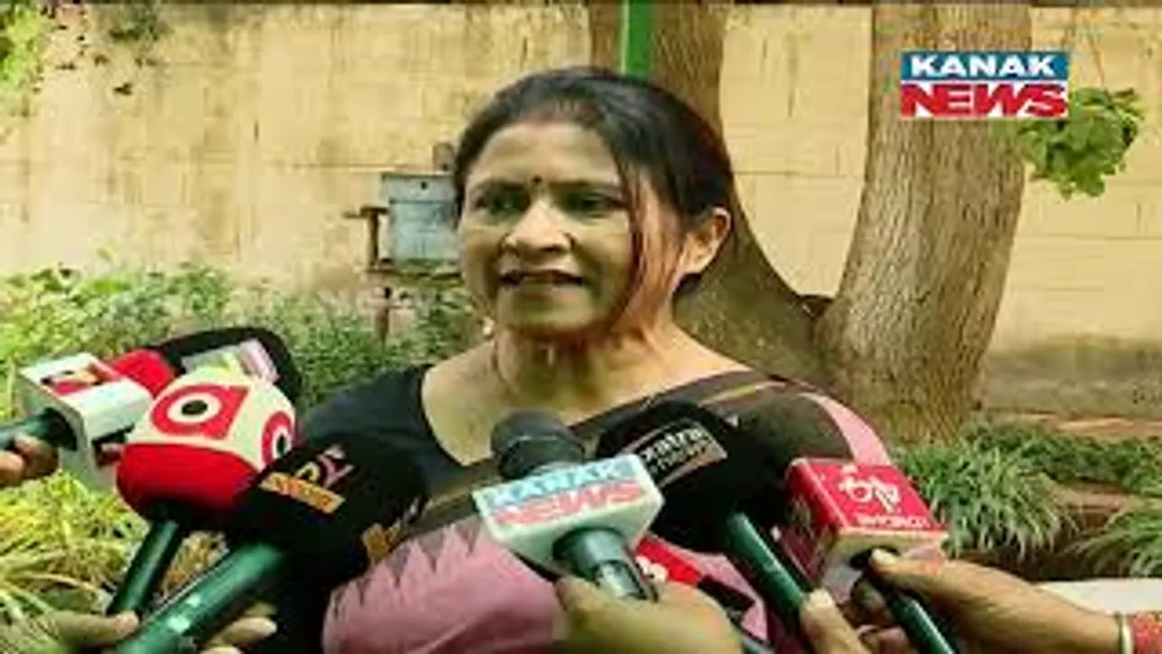  Sulochana 1 Photograph: (KanakNews ) 