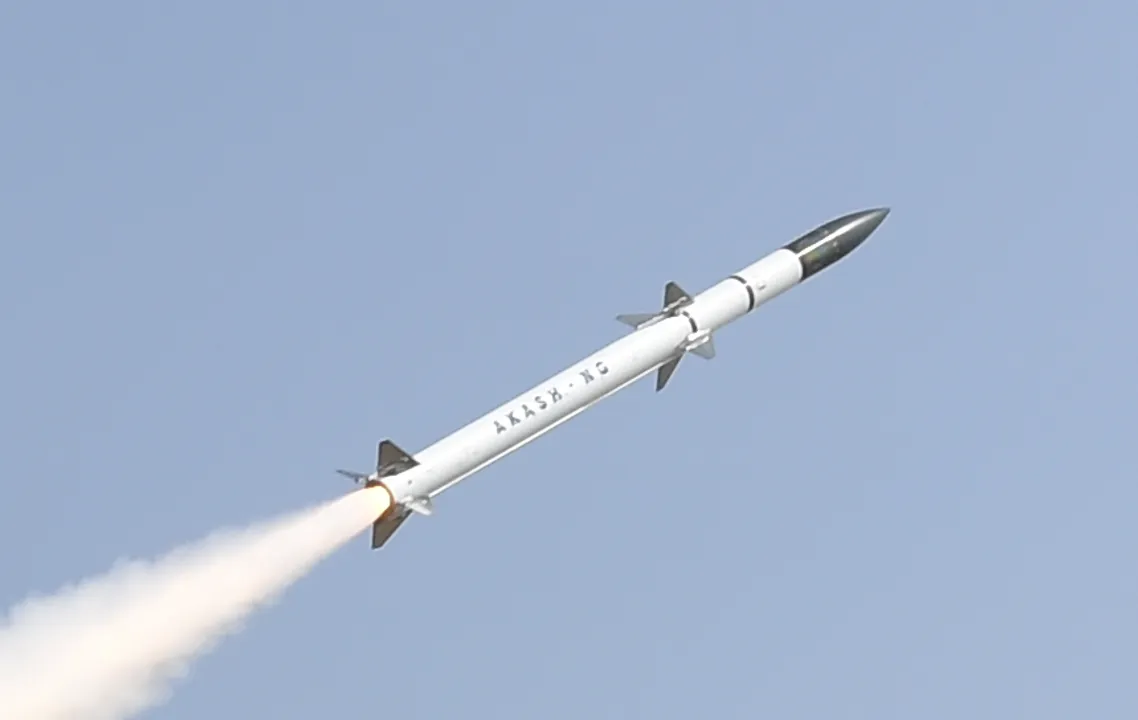  Akash_NG_being_flight_tested_(cropped) Photograph: (kanakNews) 