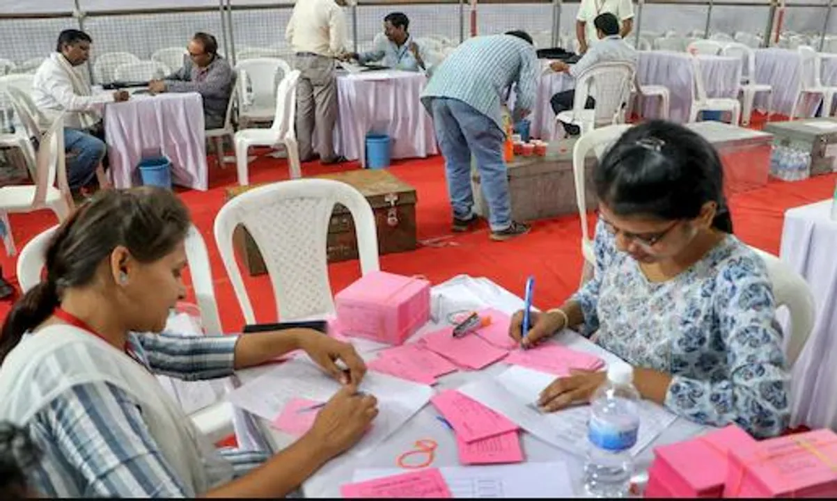  111- Photograph: (kanakNews) 