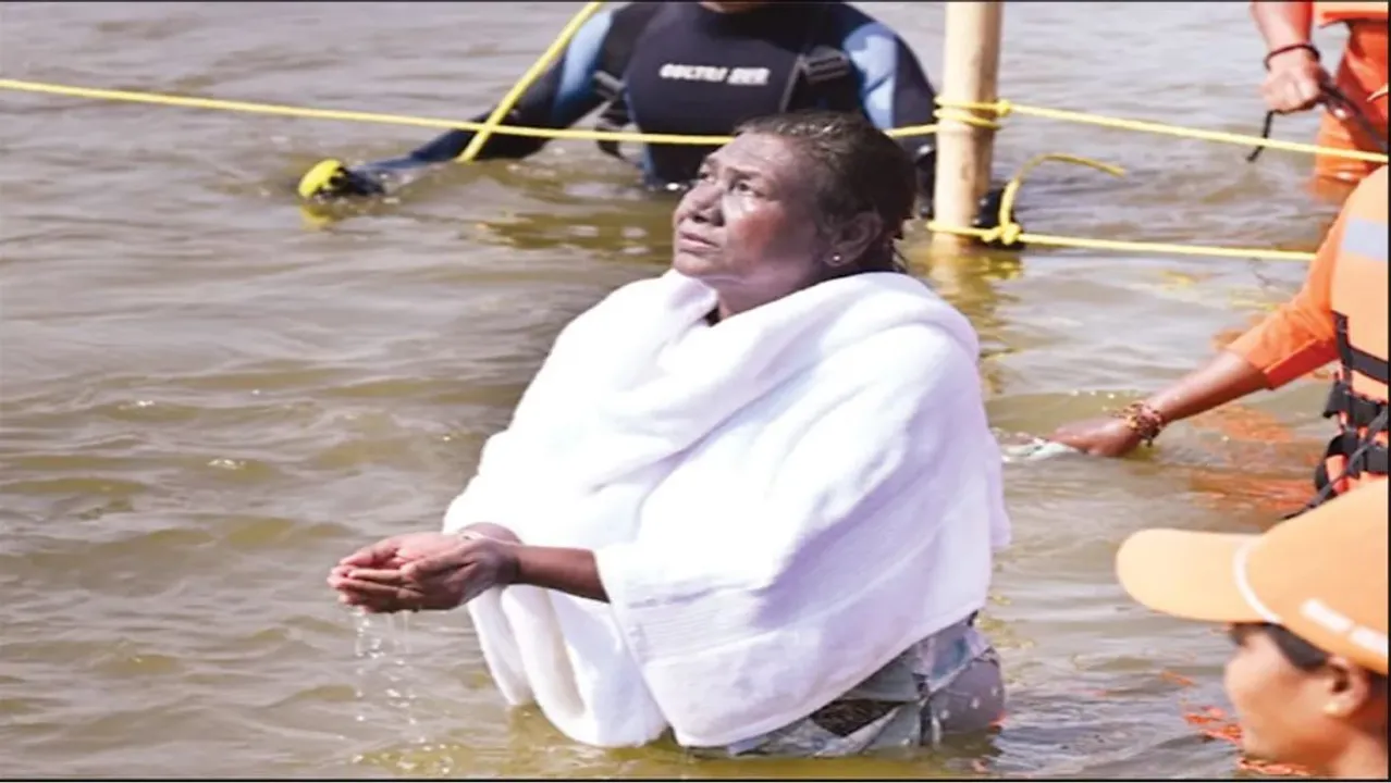  ରାଷ୍ଟ୍ରପତି  Photograph: (କନକ ନ୍ୟୁଜ୍) 