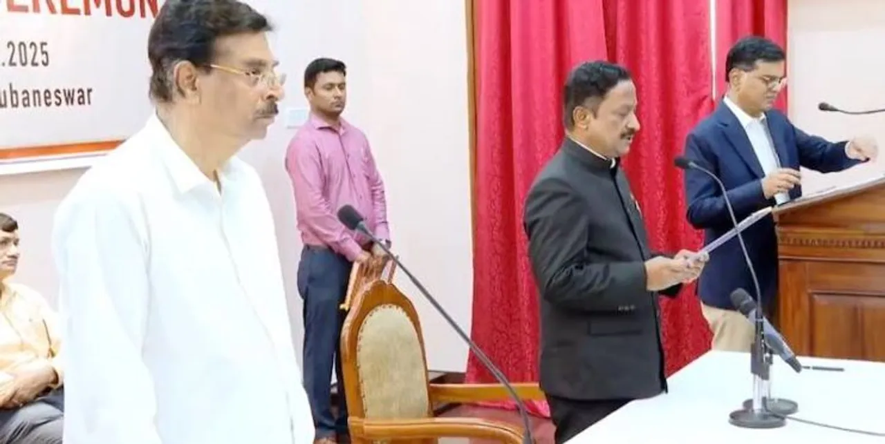  Photograph: (KANAK NEWS) 