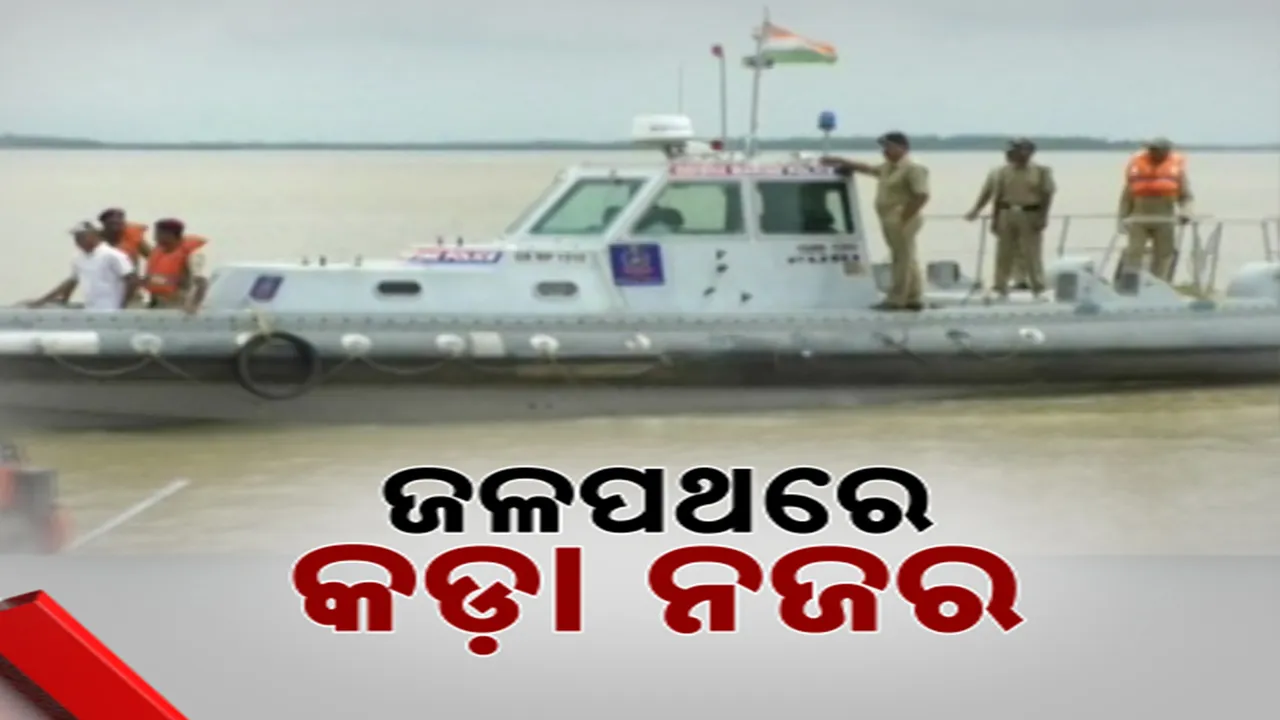  ପହଲଗାମ ଆକ୍ରମଣ ପରେ ଉପକୂଳରେ ବଢିଲା ସୁରକ୍ଷା । ଅସ୍ତରଙ୍ଗ ସମୁଦ୍ରରେ ପଇଁତରା ମାରୁଛନ୍ତି ତଟ ସୁରକ୍ଷା ବାହିନୀ
