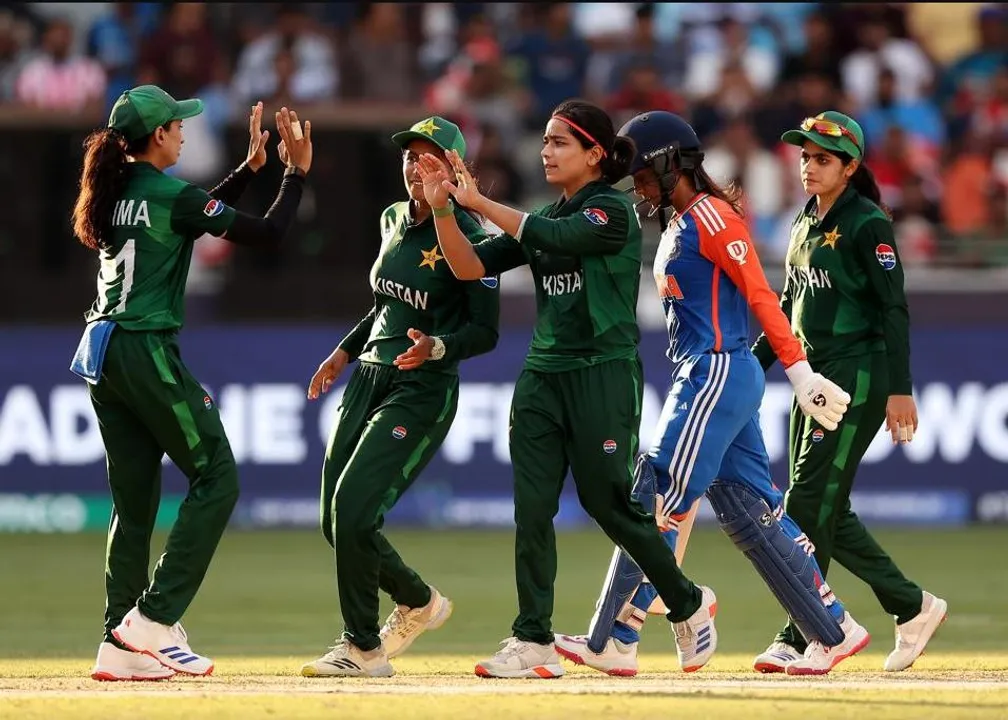  Photograph: (kanak news) 