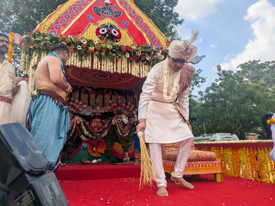  ଗୁରୁଗ୍ରାମରେ ମହାସମାରେହରେ ରଥଯାତ୍ରା ଅନୁଷ୍ଠିତ, ଯୋଗଦେଲେ ହରିଆଣା ରାଜ୍ୟପାଳ ଓ କେନ୍ଦ୍ରମନ୍ତ୍ରୀ ଜୁଏଲ ଓରାମ