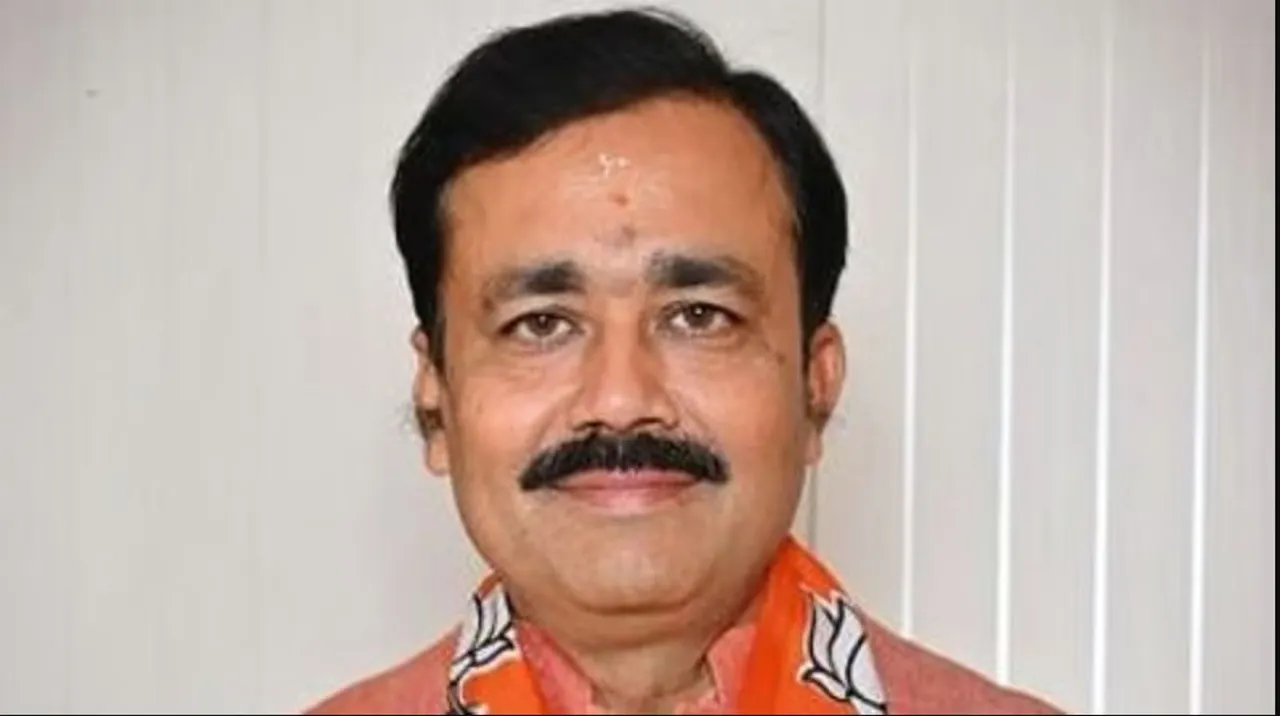  ବିଜେଡ଼ି ନେତ୍ରୀ ଲେଖାଶ୍ରୀଙ୍କ ନାମରେ ଅଶାଳୀନ ମନ୍ତବ୍ୟ ଘଟଣା, ବିଜେପି ବିଧାୟକ ସନ୍ତୋଷ ଖଟୁଆଙ୍କ ନାମରେ ମାମଲା
