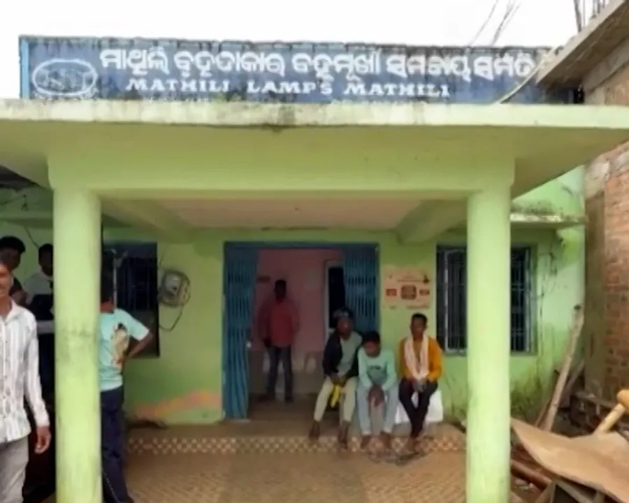  କନକ ନ୍ୟୁଜର ପ୍ରଭାବ ; ମାଥିଲି ଲ୍ୟାମ୍ପସ୍ ଦୁର୍ନୀତିରେ ପରିଚାଳନା କମିଟି ନିଲମ୍ବିତ