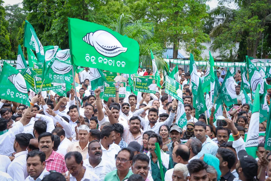  ସାର ପାଇଁ ରାଜଭବନ ସାମ୍ନାରେ ଧାରଣା ଦେବ ବିଜେଡି